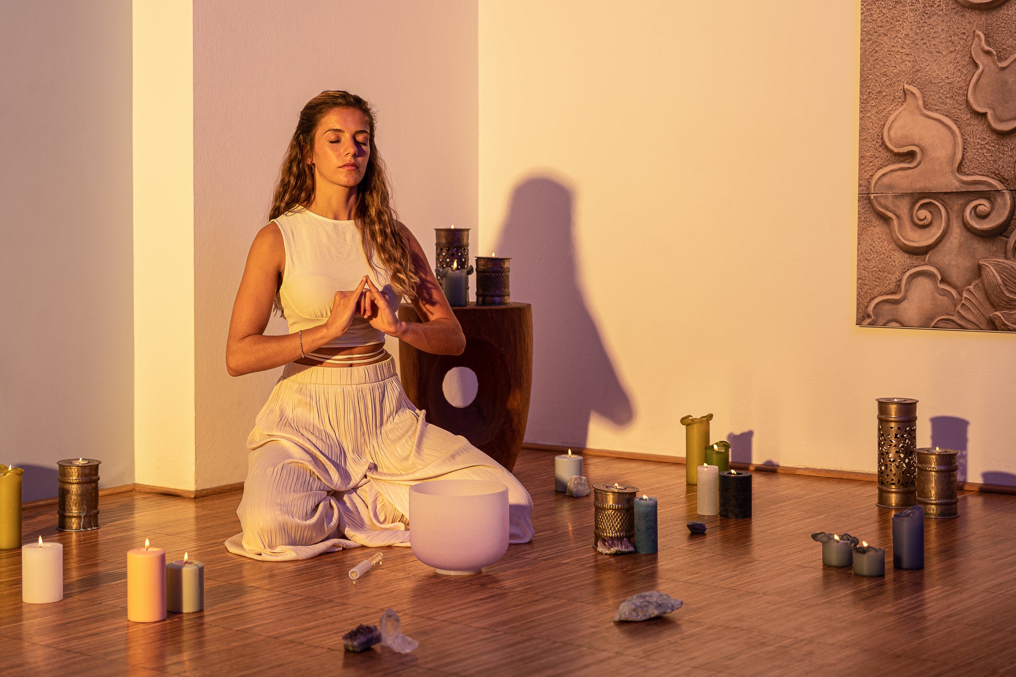 8" Color-Frosted Crystal Singing Bowl, Purple, Note B4, Crown Chakra