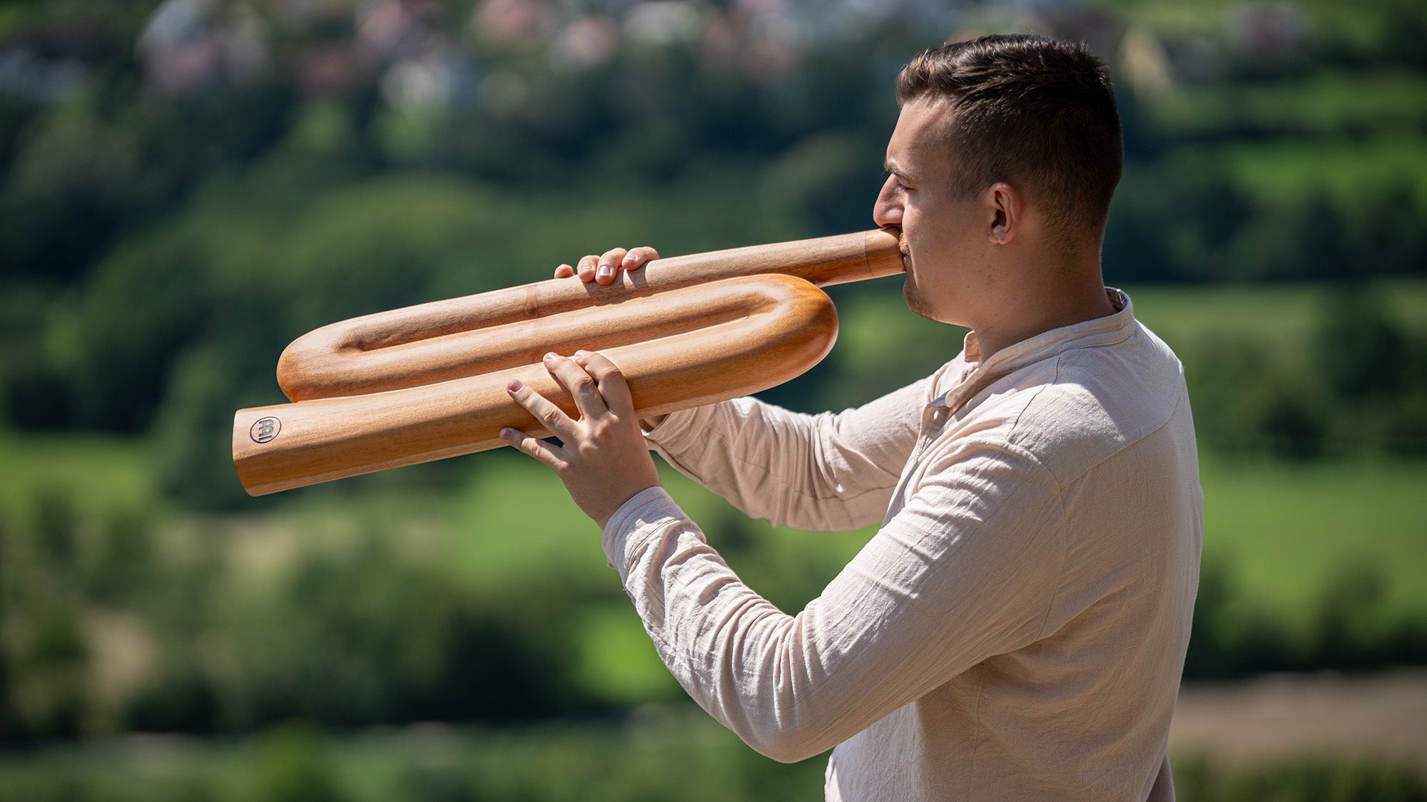 Z-Shaped Pro Didgeridoo, Tuning C, Natural