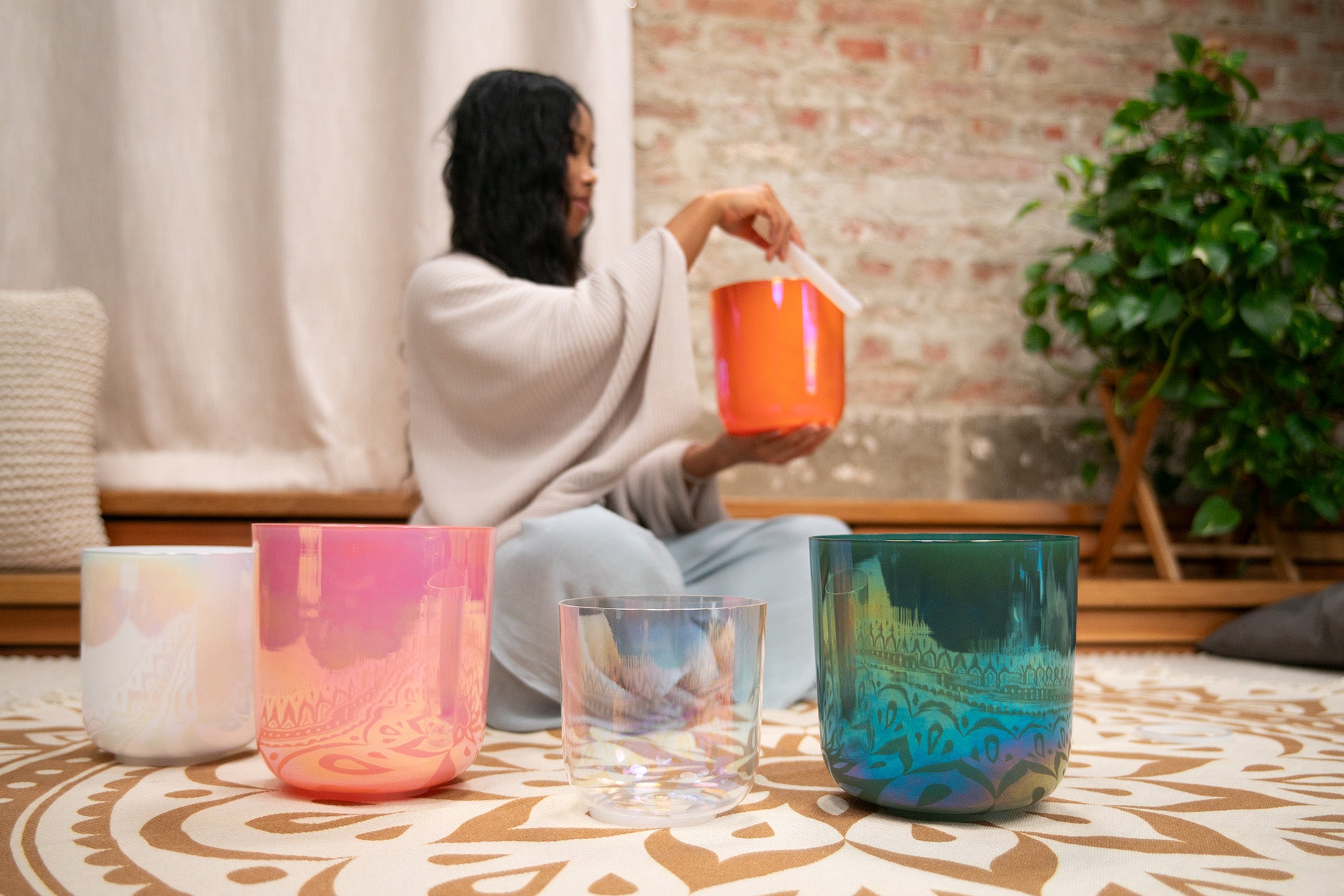 6.7" Essence Crystal Singing Bowl, Note C4, Orange, Root Chakra, 440 Hz