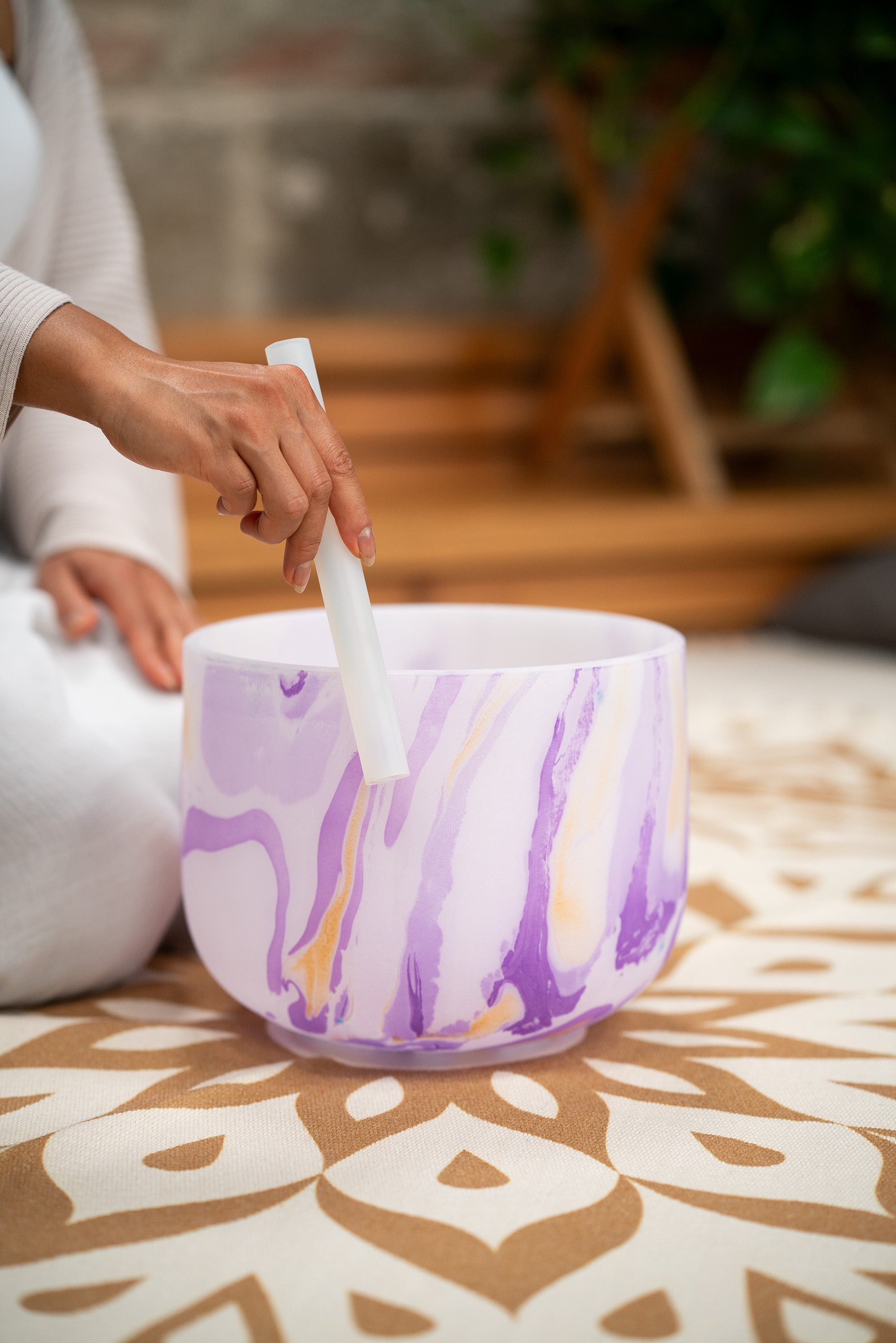 10" Marble Crystal Singing Bowl, B4, Crown Chakra, 432 Hz