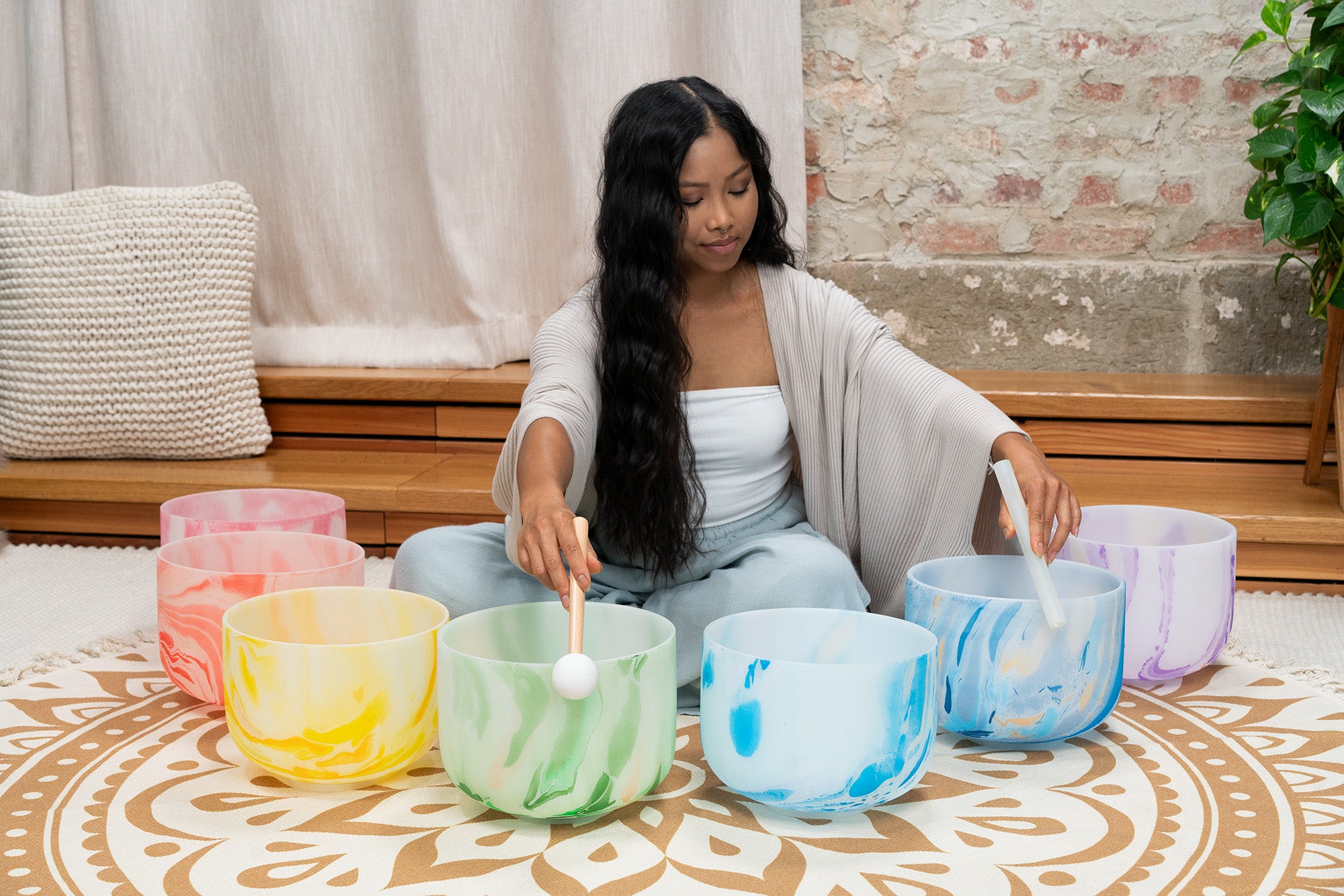 Crystal Singing Bowl Chakra Set, Marble 7-Piece