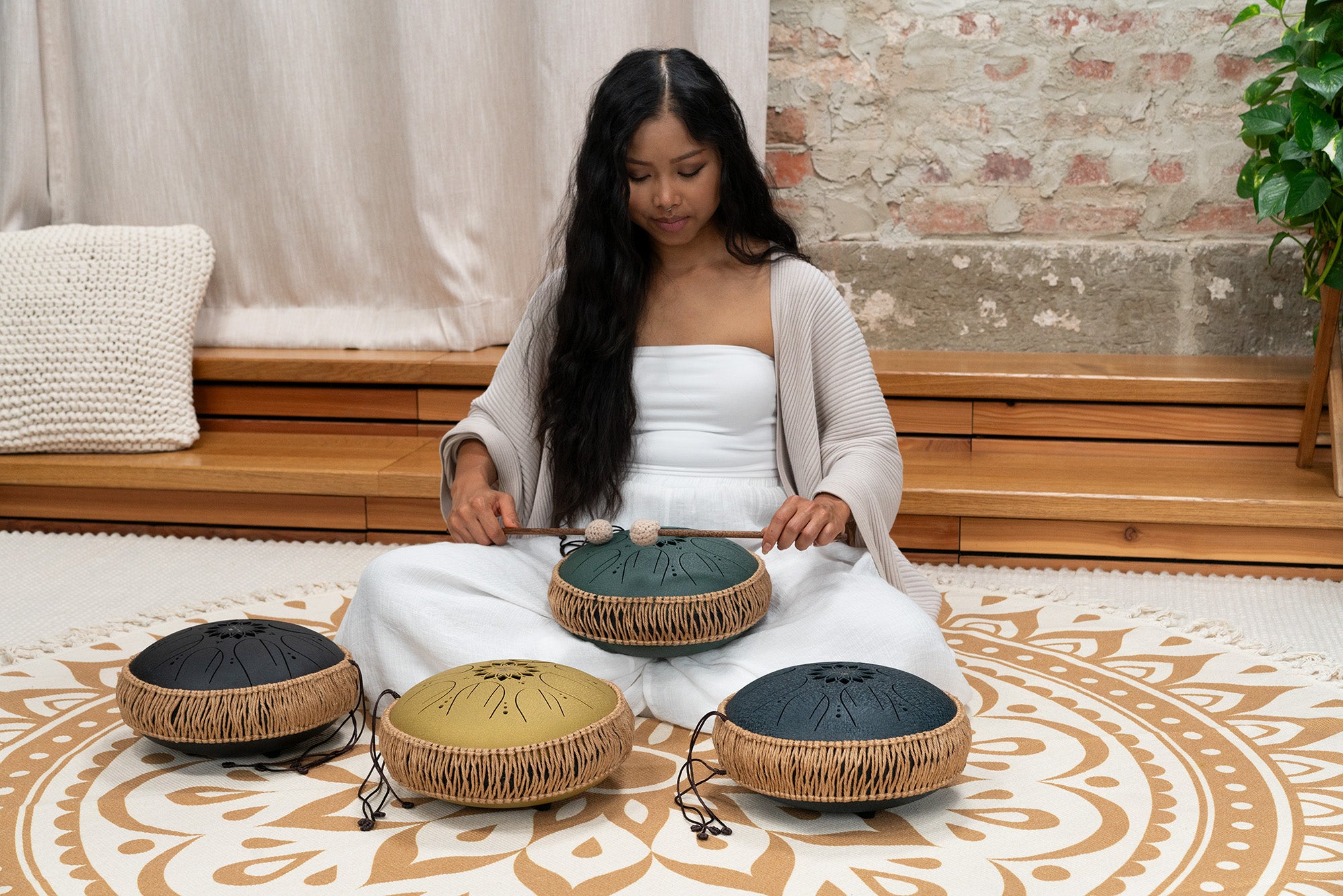 10" Medium Octave Steel Tongue Drum, C Major, 8 Notes, 432 Hz, Gold