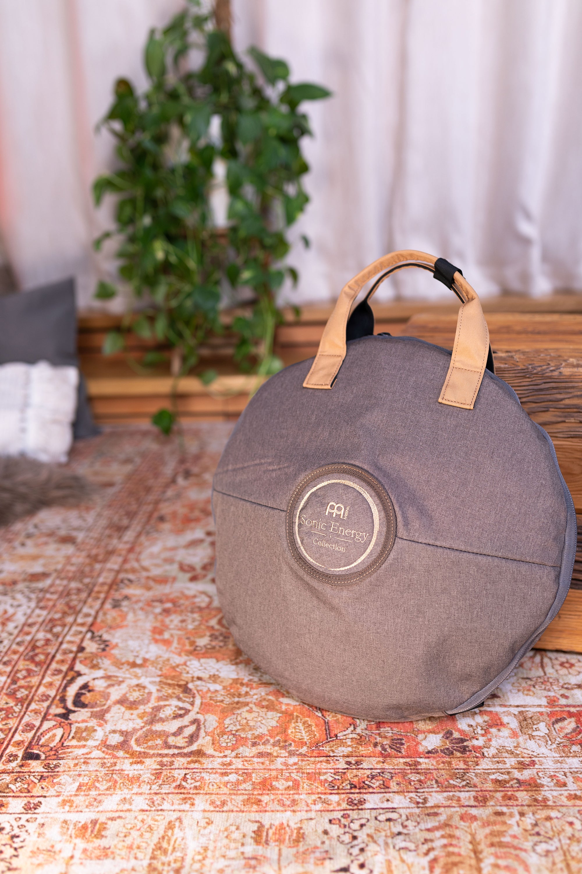 16" Octave Steel Tongue Drum, D Kurd, Black