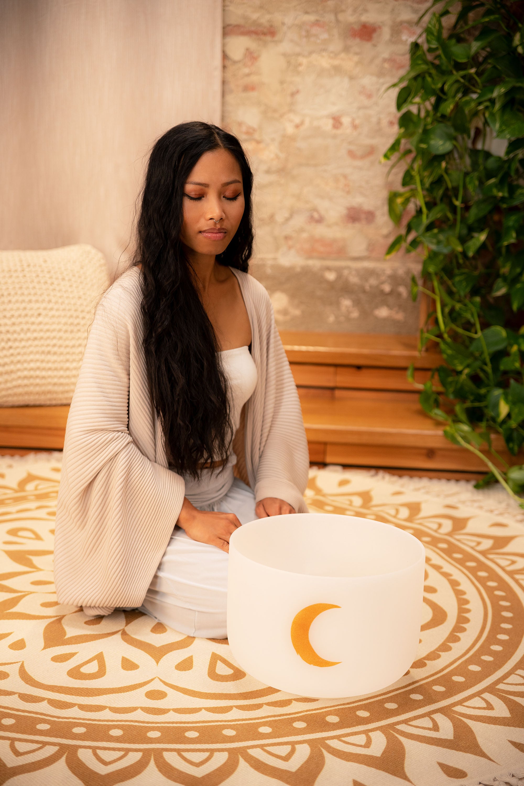 12" Planetary Tuned Crystal Singing Bowl, Synodic Moon 210.42 Hz