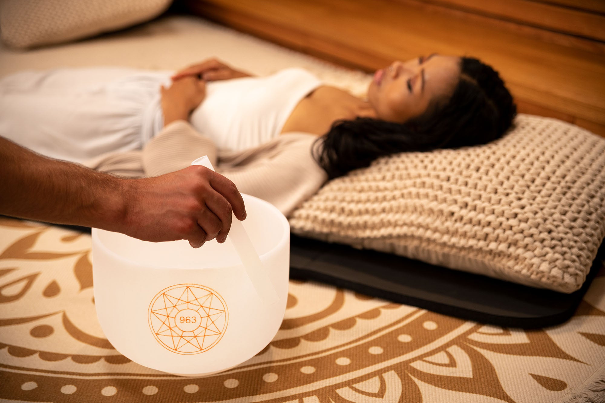 10" Solfeggio Crystal Singing Bowl, 963 Hz, Note B4